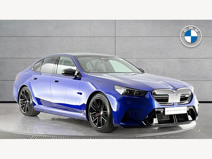 BMW M5 4.4 22.1kWh Steptronic XDrive Euro 6 (s/s) 4dr
