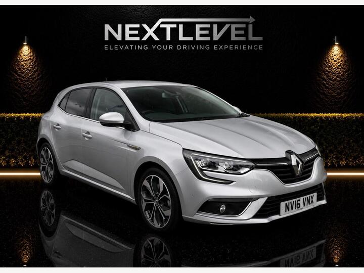 Renault Megane 1.6 DCi Signature Nav Euro 6 (s/s) 5dr Renault Megane 1.6 DCi Signature Nav Euro 6 (s/s) 5dr