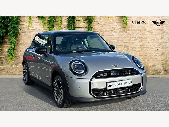 MINI Cooper 1.5C Classic Steptronic Euro 6 (s/s) 3dr