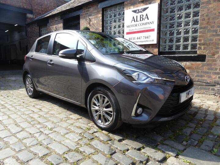 Toyota Yaris 1.5 VVT-i Icon CVT Euro 6 5dr