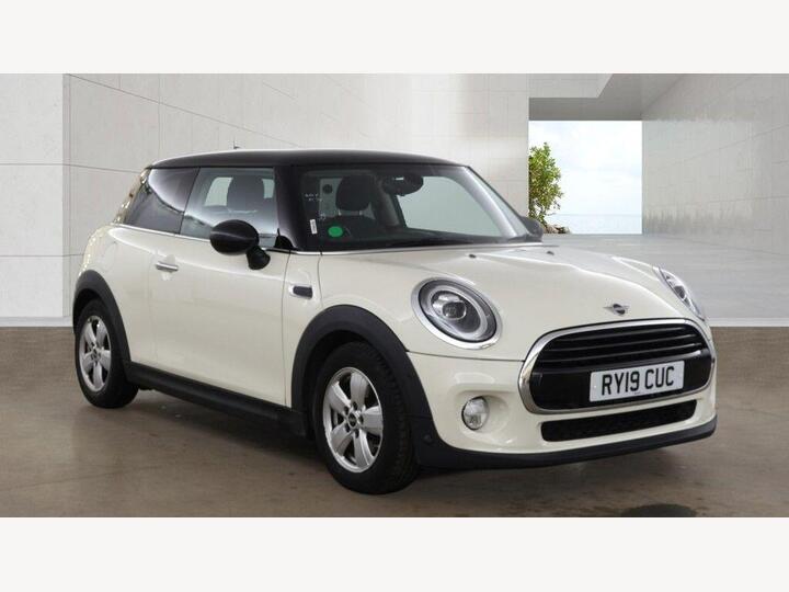MINI Hatch 1.5 Cooper Classic Steptronic Euro 6 (s/s) 3dr