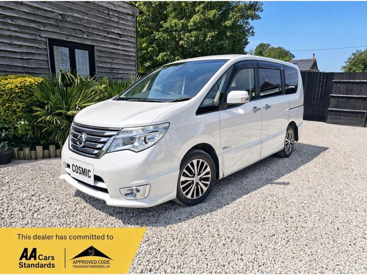 Nissan Serena HYBRID HIGHWAY STAR CARPLAY