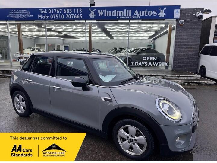 MINI HATCH 1.5 Cooper Euro 6 (s/s) 5dr