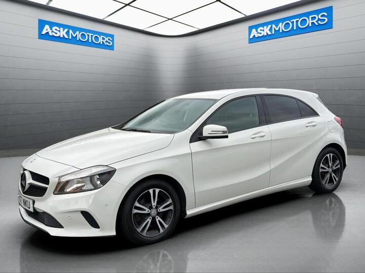 Mercedes-Benz A-CLASS 2.1 A200d SE (Executive) Euro 6 (s/s) 5dr