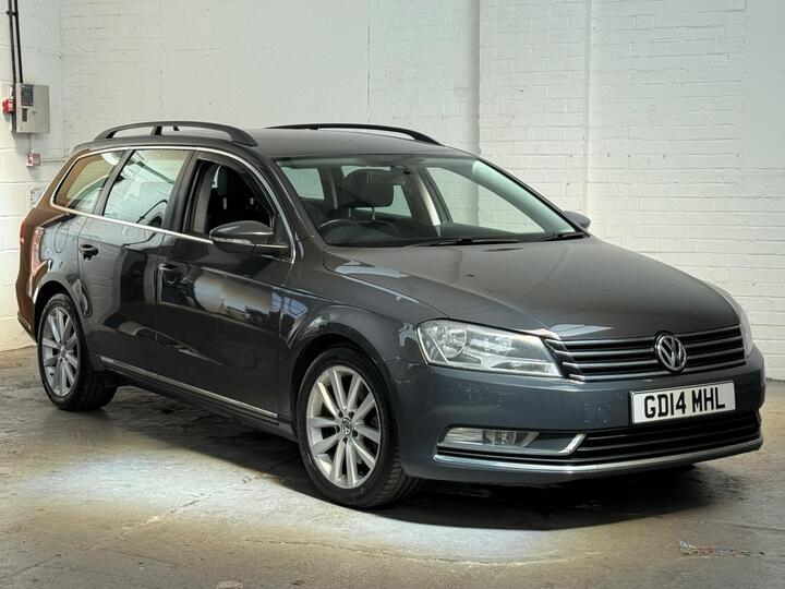 Volkswagen Passat 1.6 TDI BlueMotion Tech Executive Euro 5 (s/s) 5dr