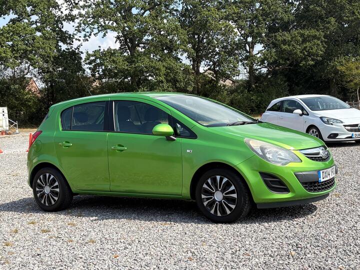 Vauxhall Corsa 1.2 16V Design Euro 5 5dr (A/C)