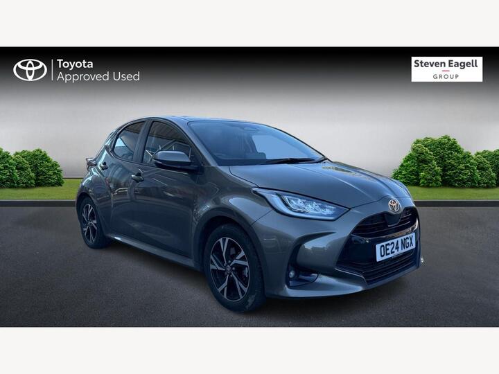 Toyota Yaris 1.5 VVT-h Design E-CVT Euro 6 (s/s) 5dr