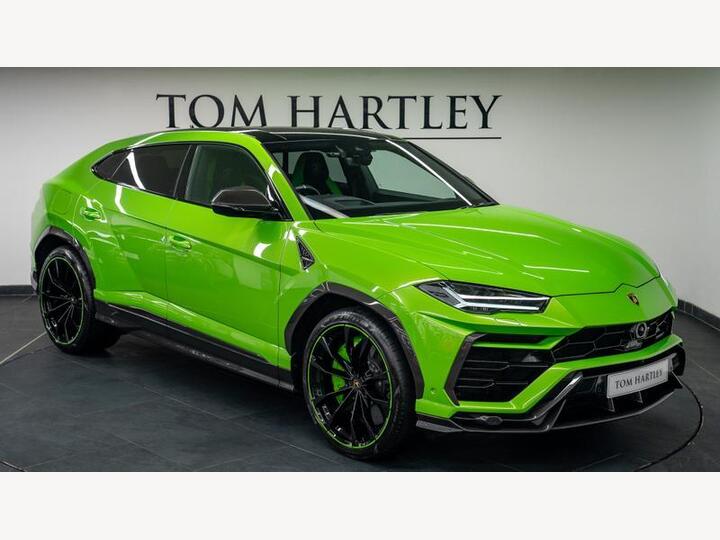 Lamborghini Urus Pearl Capsule