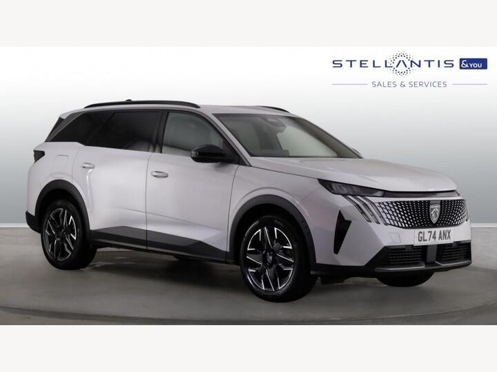 Peugeot 5008 1.2 Allure E-DSC6 Euro 6 (s/s) 5dr Peugeot 5008 1.2 Allure E-DSC6 Euro 6 (s/s) 5dr