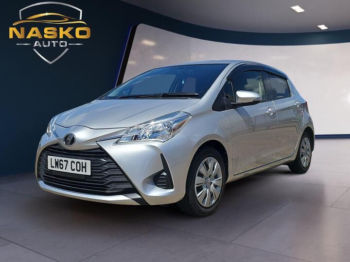 Toyota Yaris 1.33 Dual VVT-i Design Multidrive S Euro 6 5dr (Safety Sense)