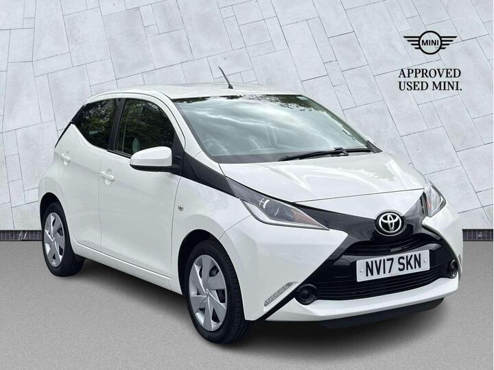 Toyota AYGO 1.0 VVT-i X-play Euro 6 5dr