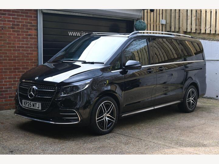 Mercedes-Benz V Class 2.0 V300d Premium G-Tronic+ Euro 6 (s/s) 5dr (8 Seat, Long)