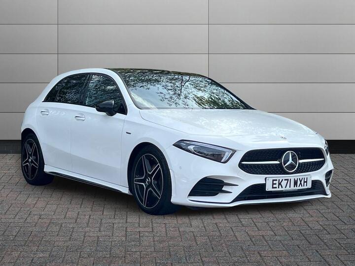 Mercedes-Benz A Class 2.0 A180d AMG Line Edition (Premium Plus) 8G-DCT Euro 6 (s/s) 5dr