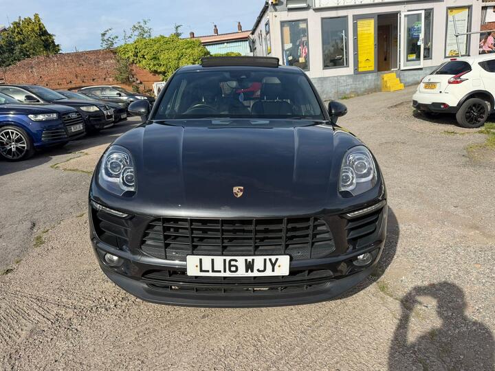 Porsche Macan 3.0 TD V6 S PDK 4WD Euro 6 (s/s) 5dr Porsche Macan 3.0 TD V6 S PDK 4WD Euro 6 (s/s) 5dr