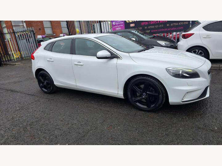 Volvo V40 2.0 D3 R-Design Lux Nav Auto Euro 6 (s/s) 5dr