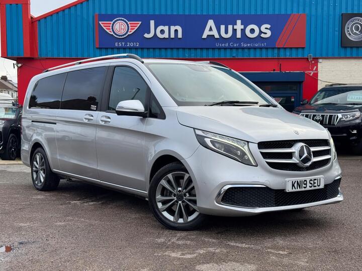 Mercedes-Benz V Class 2.0 V220d Sport G-Tronic+ Euro 6 (s/s) 5dr XLWB Mercedes-Benz V Class 2.0 V220d Sport G-Tronic+ Euro 6 (s/s) 5dr XLWB