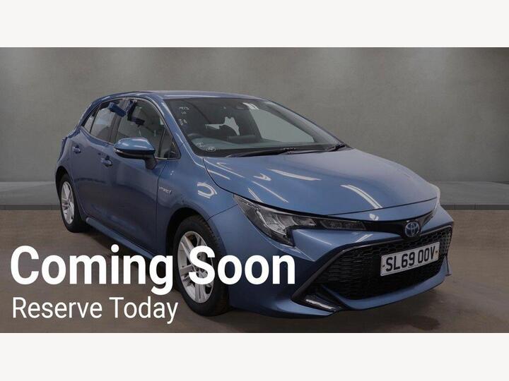 Toyota COROLLA 1.8 VVT-h Icon Tech CVT Euro 6 (s/s) 5dr