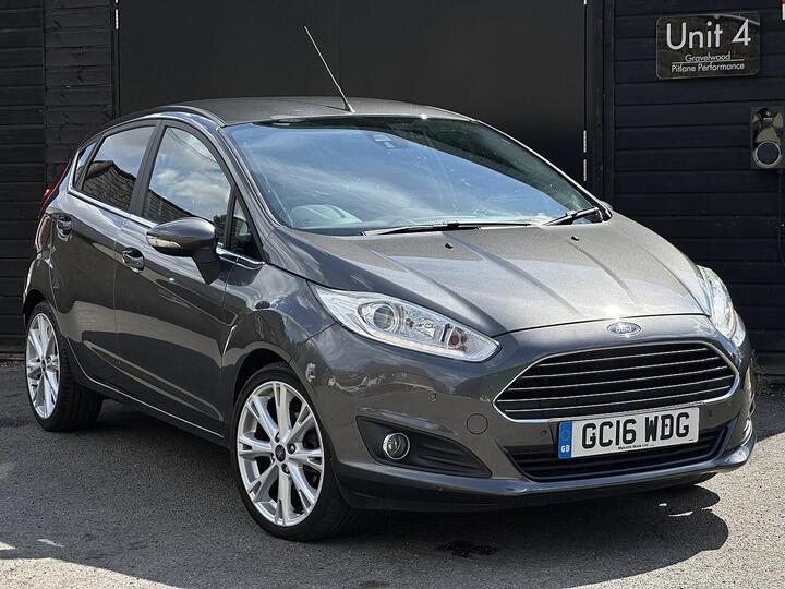 Ford Fiesta 1.0T EcoBoost Titanium Euro 6 (s/s) 5dr