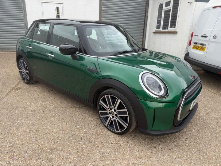 MINI HATCH 1.5 Cooper Exclusive Steptronic Euro 6 (s/s) 5dr