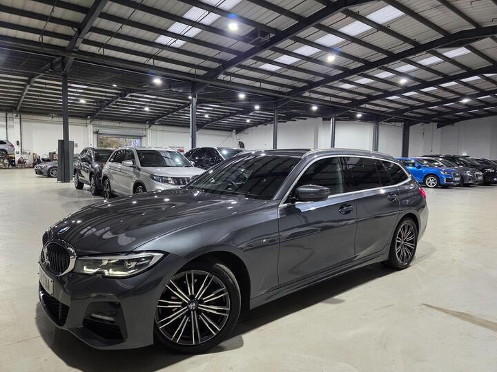BMW 3 Series 2.0 320d MHT M Sport Touring Auto Euro 6 (s/s) 5dr BMW 3 Series 2.0 320d MHT M Sport Touring Auto Euro 6 (s/s) 5dr
