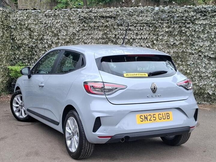 Renault Clio 1.0 TCe Evolution Euro 6 (s/s) 5dr