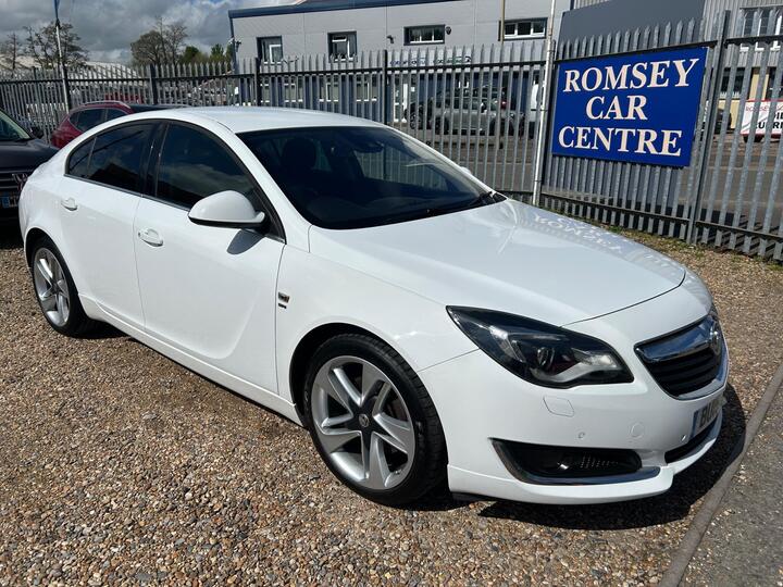Vauxhall Insignia 2.0 CDTi SRi Nav Auto Euro 5 5dr Vauxhall Insignia 2.0 CDTi SRi Nav Auto Euro 5 5dr