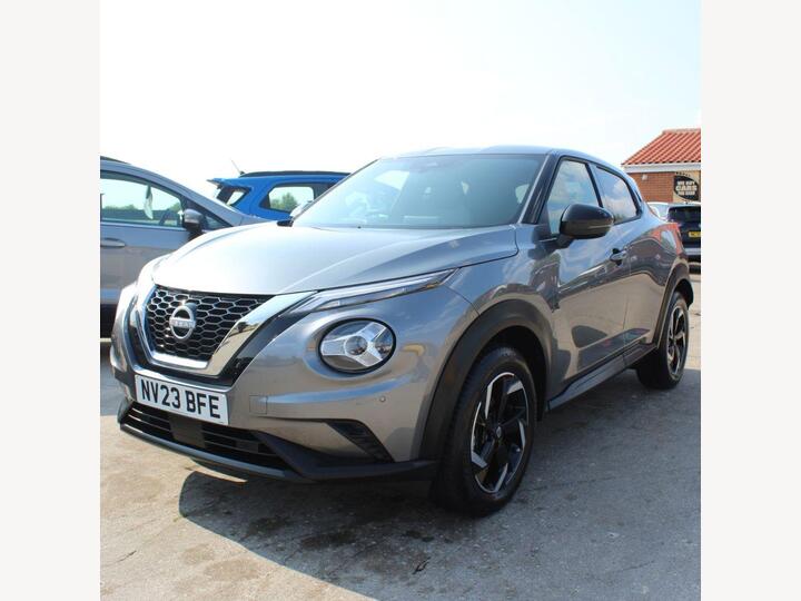 Nissan JUKE 1.0 DIG-T N-Connecta Euro 6 (s/s) 5dr