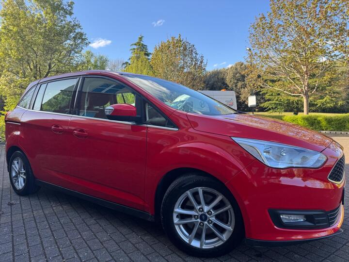 Ford Grand C-Max 1.0T EcoBoost GPF Zetec Euro 6 (s/s) 5dr Ford Grand C-Max 1.0T EcoBoost GPF Zetec Euro 6 (s/s) 5dr