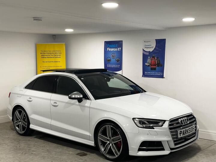 Audi S3 2.0 TFSI Sportback S Tronic Quattro