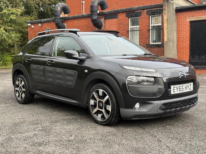 Citroen C4 CACTUS 1.6 BlueHDi Flair Euro 6 (s/s) 5dr Citroen C4 CACTUS 1.6 BlueHDi Flair Euro 6 (s/s) 5dr