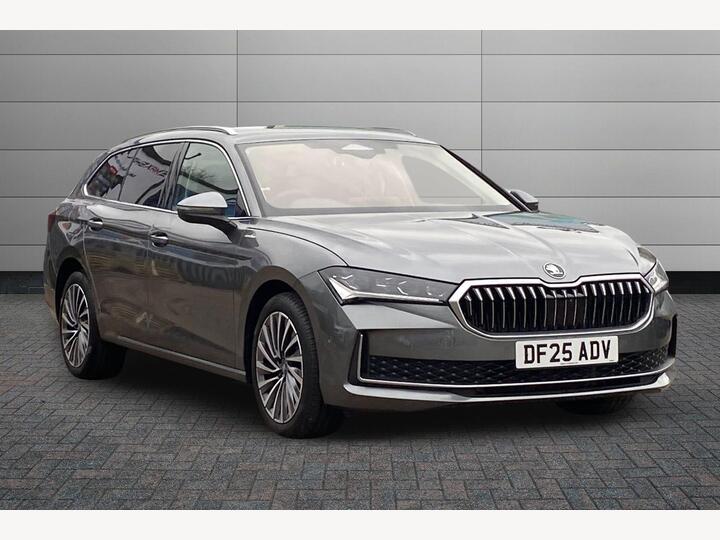 Skoda Superb 2.0 TDI Laurin & Klement DSG 4WD Euro 6 (s/s) 5dr Skoda Superb 2.0 TDI Laurin & Klement DSG 4WD Euro 6 (s/s) 5dr
