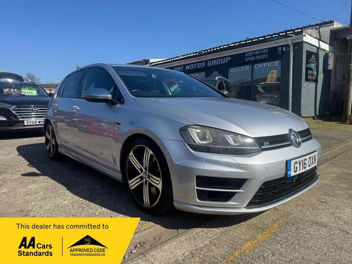 Volkswagen Golf 2.0 TSI BlueMotion Tech R DSG 4Motion Euro 6 (s/s) 5dr Volkswagen Golf 2.0 TSI BlueMotion Tech R DSG 4Motion Euro 6 (s/s) 5dr