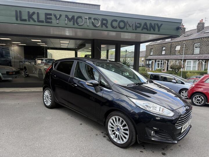 Ford FIESTA 1.0T EcoBoost Titanium Euro 5 (s/s) 5dr