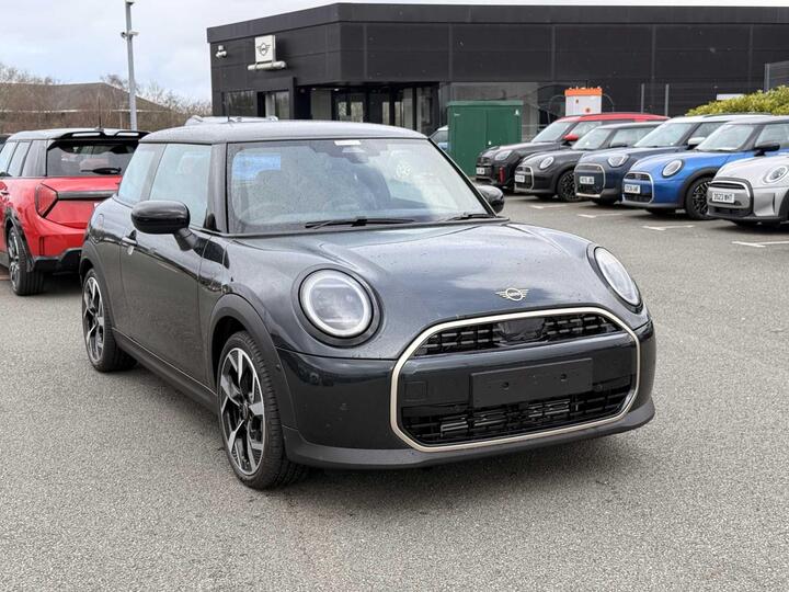 MINI Hatch 1.5C Exclusive Steptronic Euro 6 (s/s) 3dr
