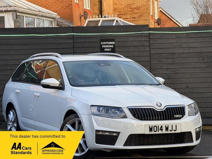 Skoda Octavia 2.0 TDI VRS Euro 5 (s/s) 5dr Skoda Octavia 2.0 TDI VRS Euro 5 (s/s) 5dr