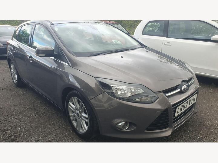 Ford Focus 1.6 TDCi ECOnetic Titanium Euro 5 (s/s) 5dr