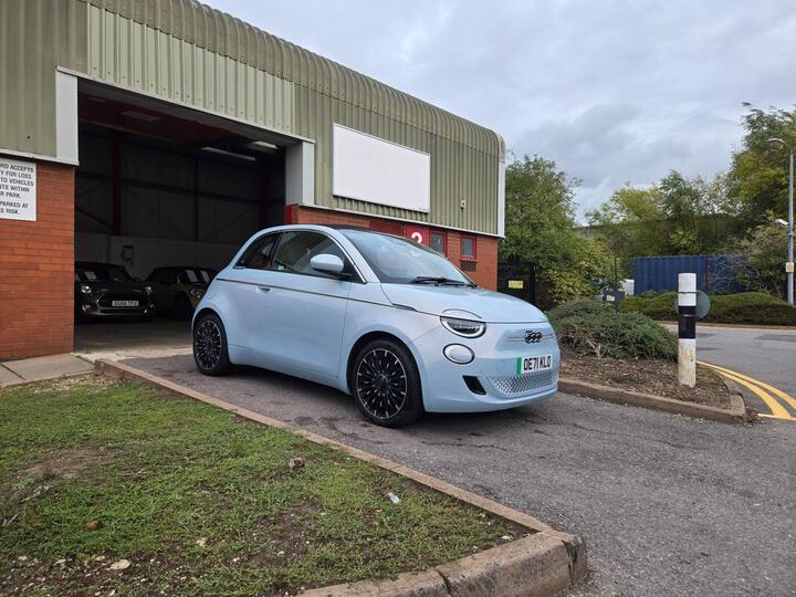 Fiat 500e C 42kWh La Prima Auto 2dr