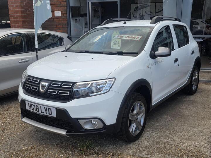 Dacia SANDERO 0.9 TCe Essential Euro 6 (s/s) 5dr