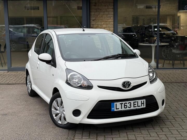 Toyota AYGO 1.0 VVT-i Move MultiMode Euro 5 5dr