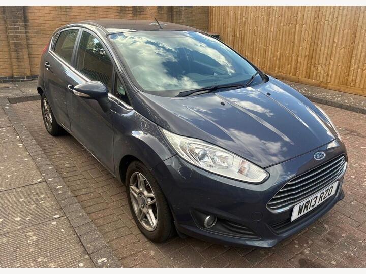 Ford Fiesta 1.5 TDCi Zetec Euro 5 5dr