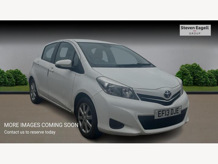 Toyota Yaris 1.33 Dual VVT-i TR Euro 5 5dr Toyota Yaris 1.33 Dual VVT-i TR Euro 5 5dr