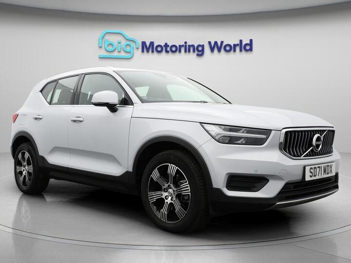 Volvo XC40 2.0 B4 MHEV Inscription Auto AWD Euro 6 (s/s) 5dr