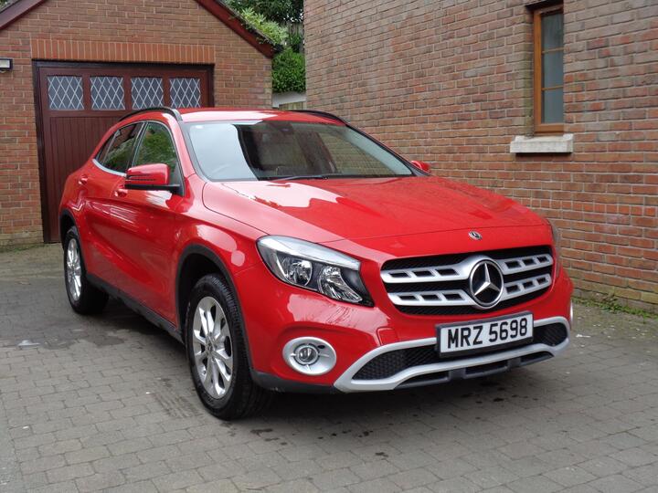 Mercedes-Benz GLA 2.1 GLA200d SE Euro 6 (s/s) 5dr