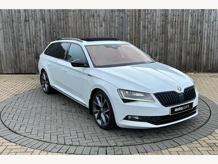 Skoda SUPERB 2.0 TSI SportLine DSG 4WD Euro 6 (s/s) 5dr Skoda SUPERB 2.0 TSI SportLine DSG 4WD Euro 6 (s/s) 5dr