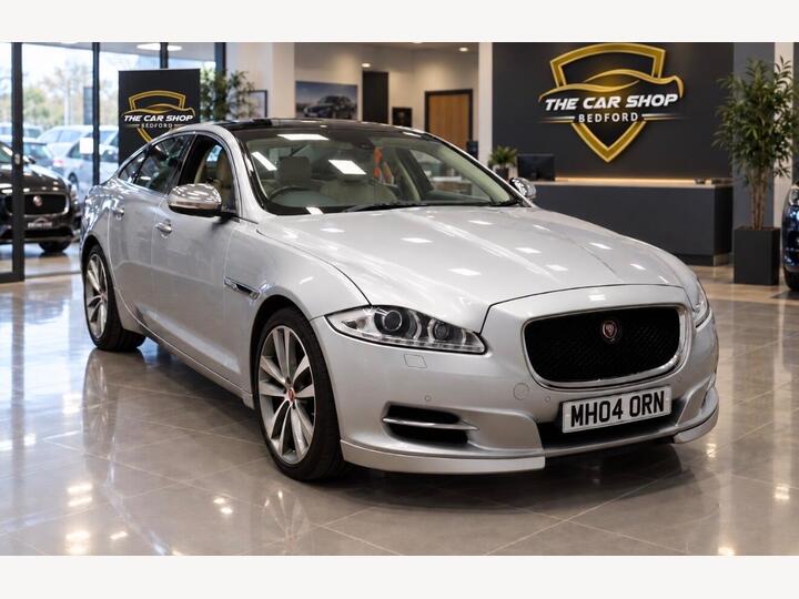 Jaguar XJ 3.0d V6 Portfolio Auto Euro 5 (s/s) 4dr