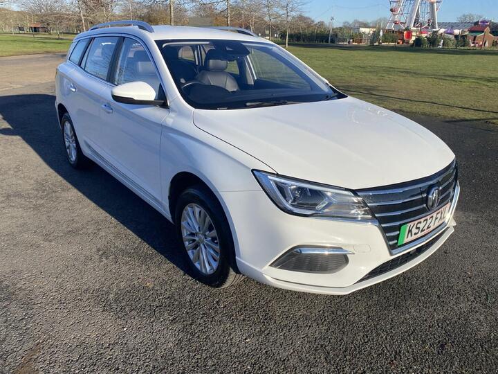 MG MG5 61.1kWh Exclusive Long Range Auto 5dr
