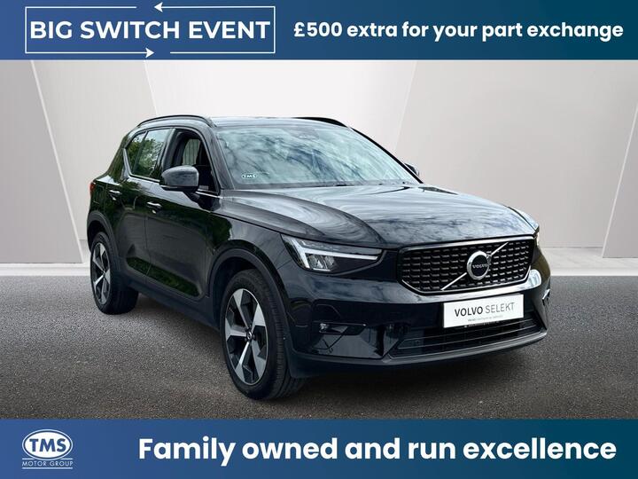 Volvo XC40 2.0 B4 MHEV Plus Dark DCT Auto Euro 6 (s/s) 5dr