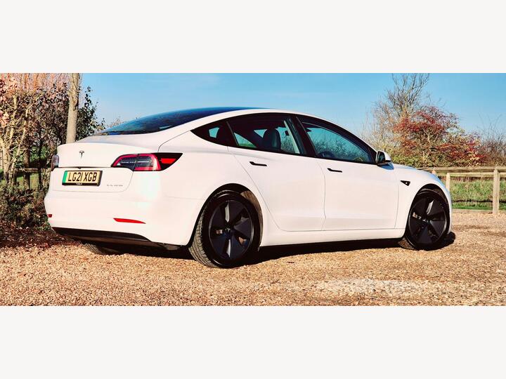 Tesla Model 3 (Dual Motor) Long Range Auto 4WDE 4dr