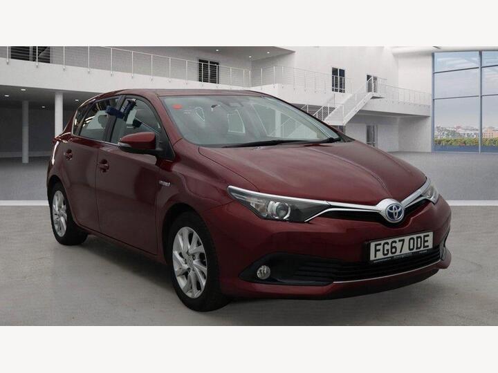 Toyota Auris 1.8 VVT-h Business Edition CVT Euro 6 (s/s) 5dr (Safety Sense) Toyota Auris 1.8 VVT-h Business Edition CVT Euro 6 (s/s) 5dr (Safety Sense)