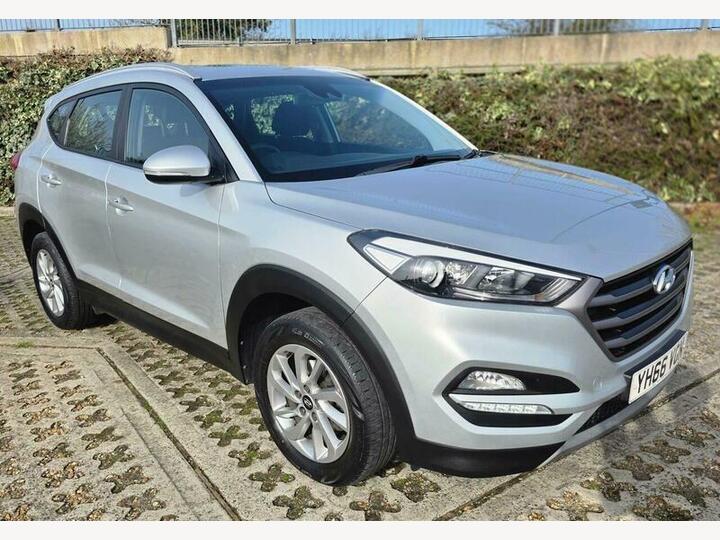 Hyundai TUCSON 1.6 GDi Blue Drive SE Euro 6 (s/s) 5dr